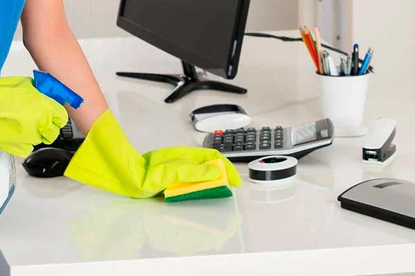 Уборка кабинета